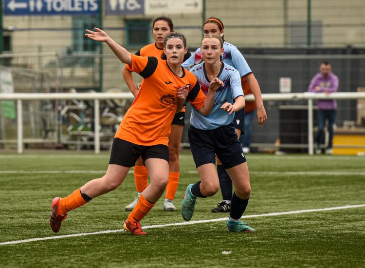 Dunoon Grammar footballer finding her feet