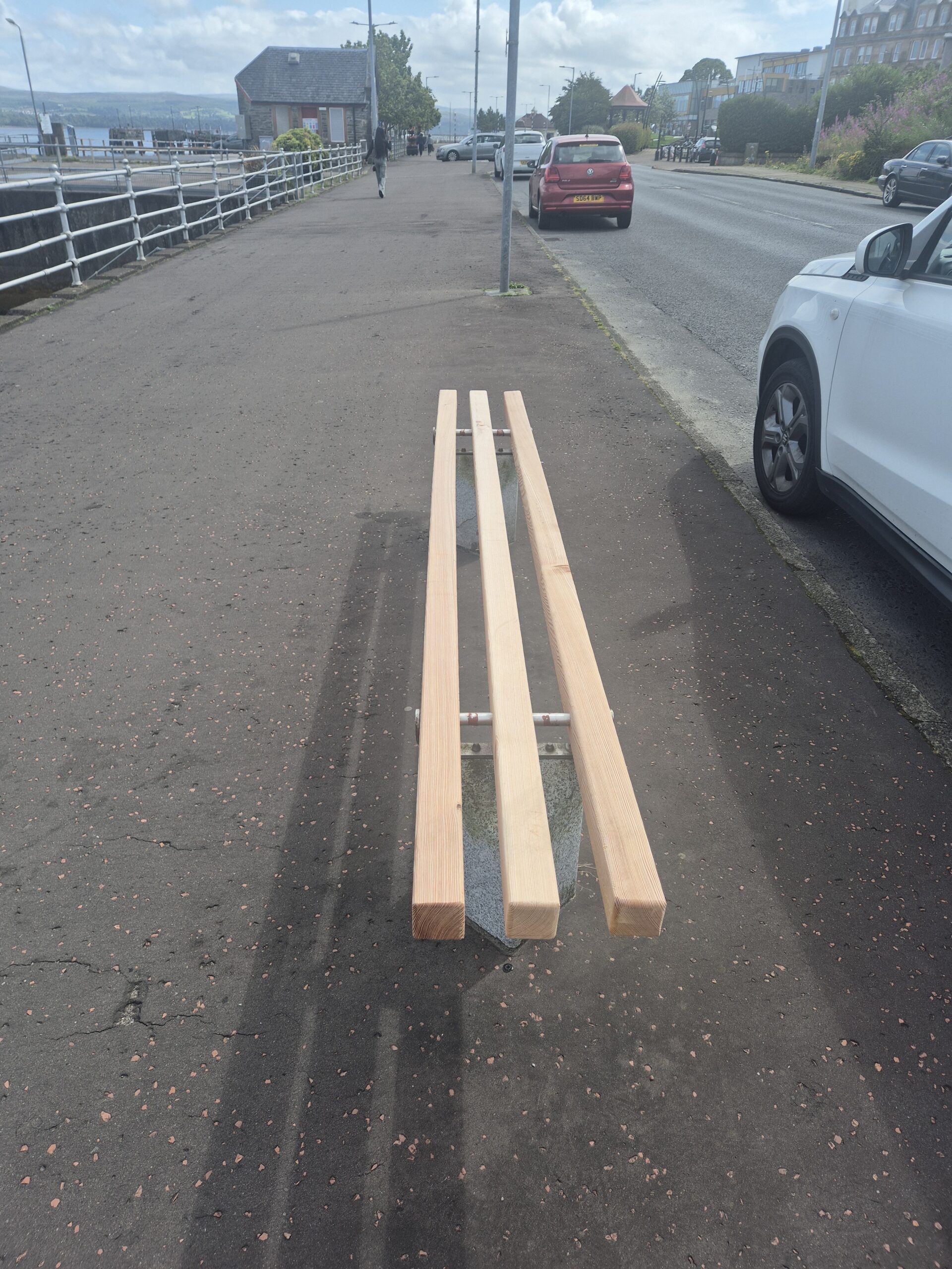 Letter to the Editor - Community effort saves bench