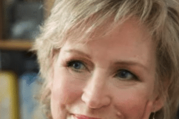 Broadcaster and author Sally Magnusson returns to Dunoon for book event