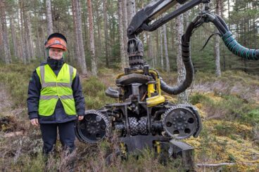 FLS Inveraray careers day plants seeds for girls in forestry