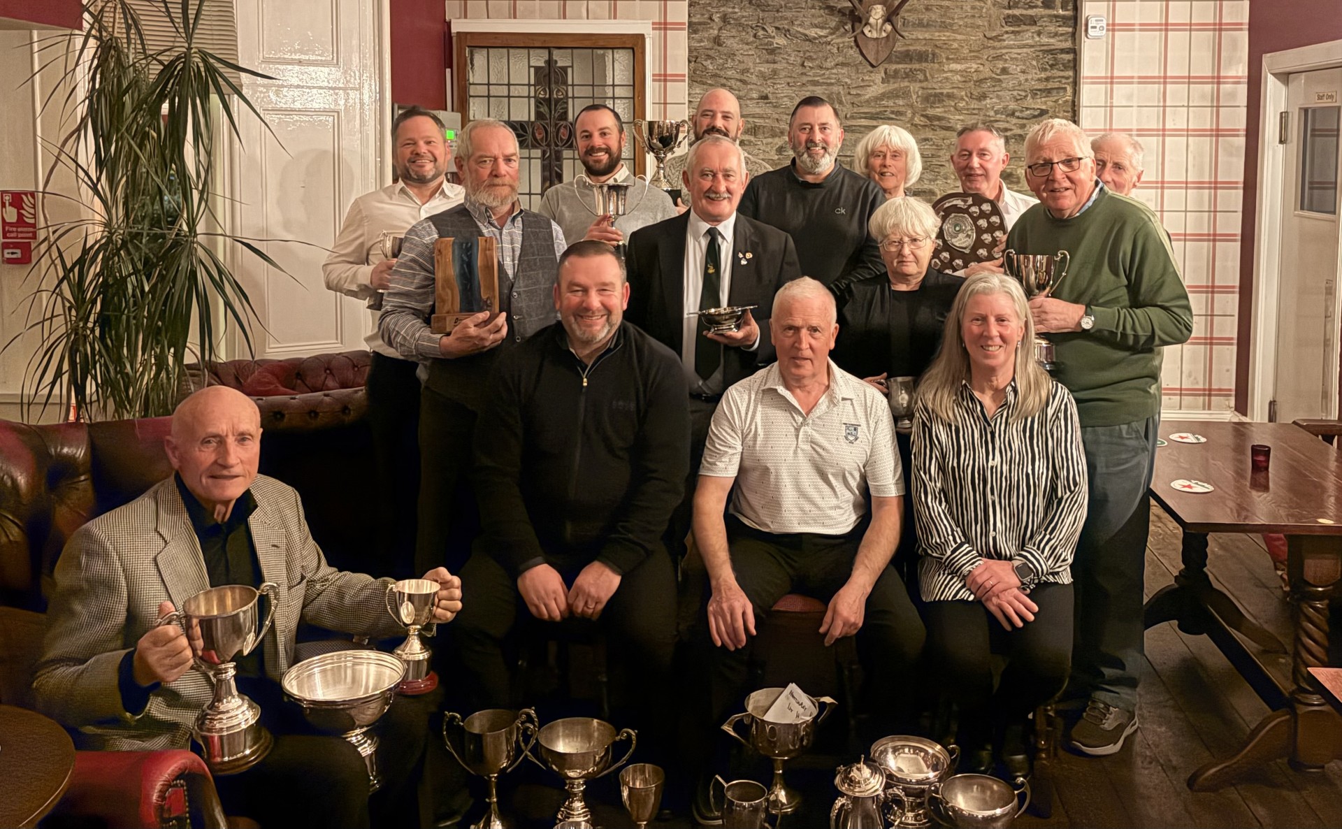 Innellan golfers celebrate season with prizegiving dinner