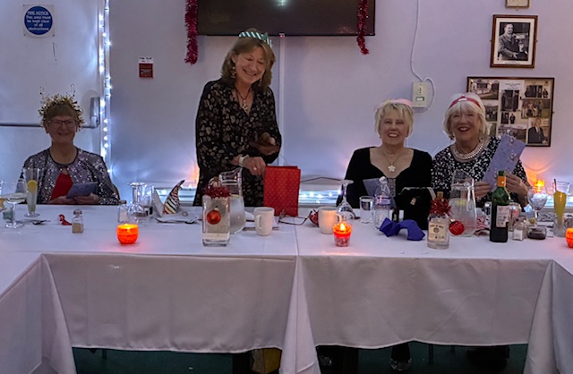 Port and Bute combine for Christmas
