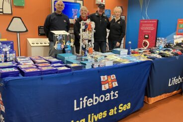 Cruachan Visitor Centre event helps Oban RNLI raise funds