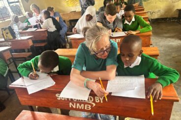 Dunoon Community Group volunteers visit Tanzania