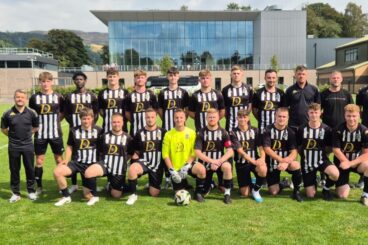 Disciplined Danes extend unbeaten run