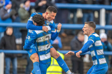 Ton make light work of Staggies