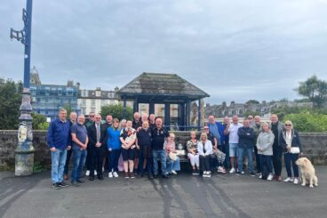 Former HMS Rothesay crew return to Bute