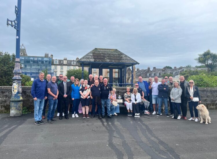 Former HMS Rothesay crew return to Bute