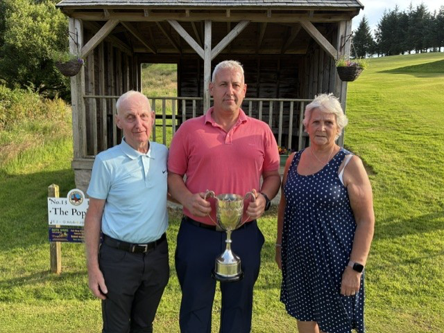 Whitelaw Memorial Trophy Draws Biggest Turnout of the Year at Port Bannatyne Golf Club