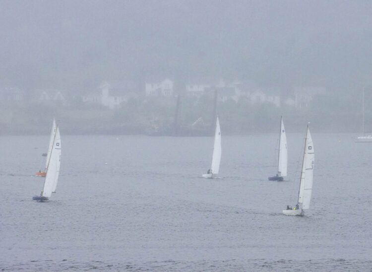 Holy Loch sailors take to the water