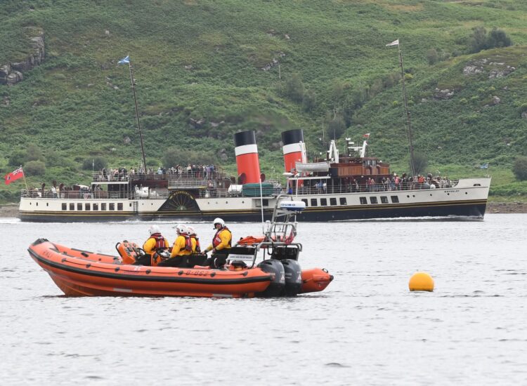 Lifeboat Day raises more than £3,700 for Tighnabruaich RNLI