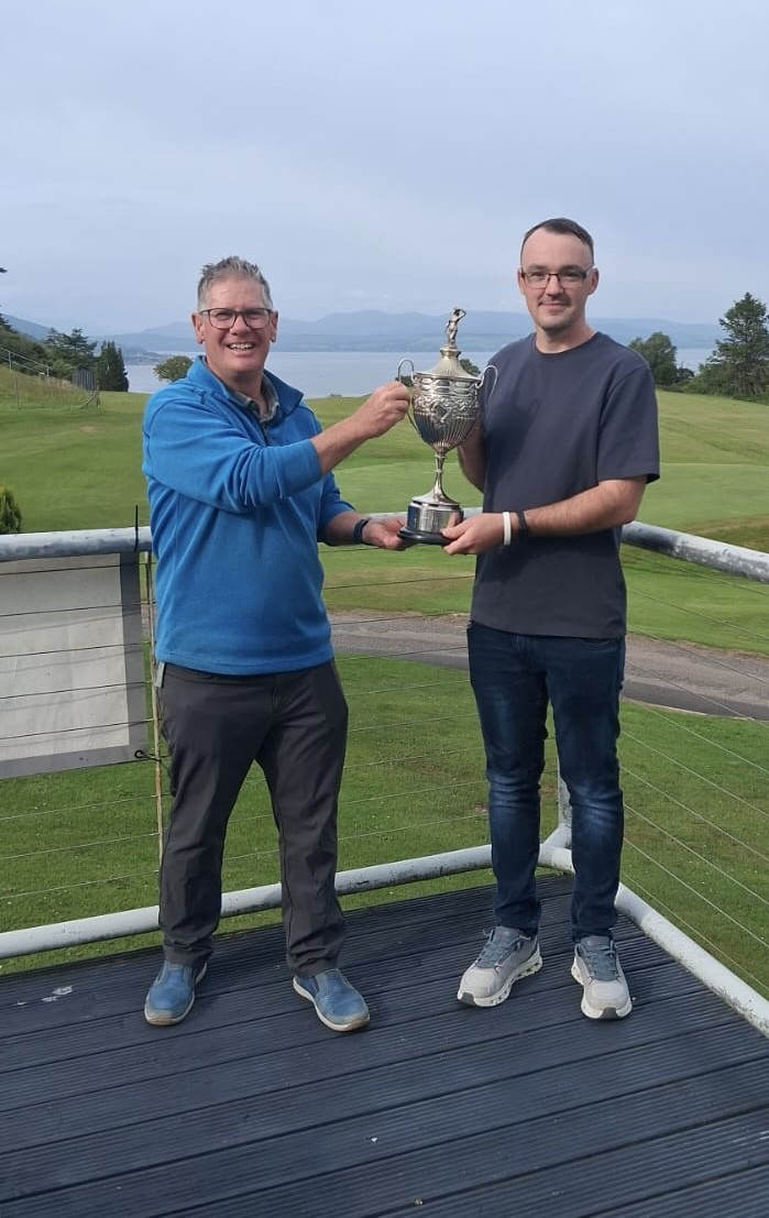 Royal Hotel Trophy attracts 40 golfers