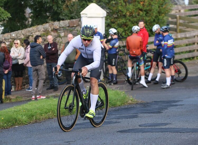 Bute Festival of Cycling delivers weekend of racing despite weather disruption