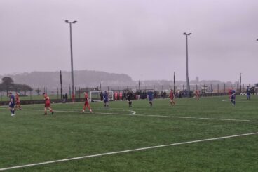 Dunoon dominate in cup debut