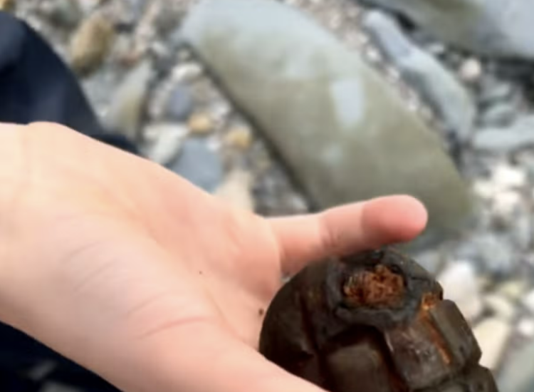 Child finds grenade on beach